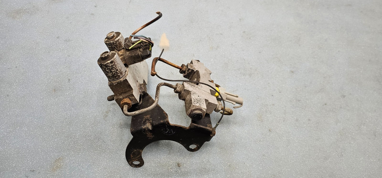 🔥1994-1997 dodge ram 1500 brake valve pressure metering proportioning d13