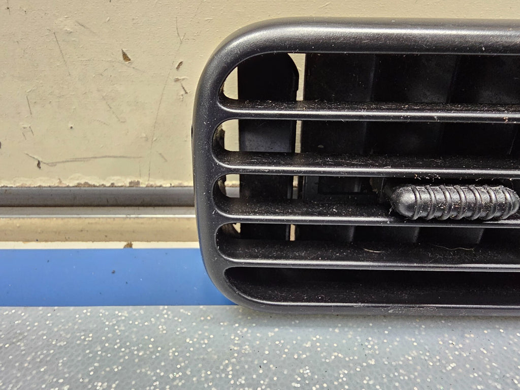 98-01 Dodge Ram Dash Right Passenger Heater Climate Air Vent Filter Conditioner