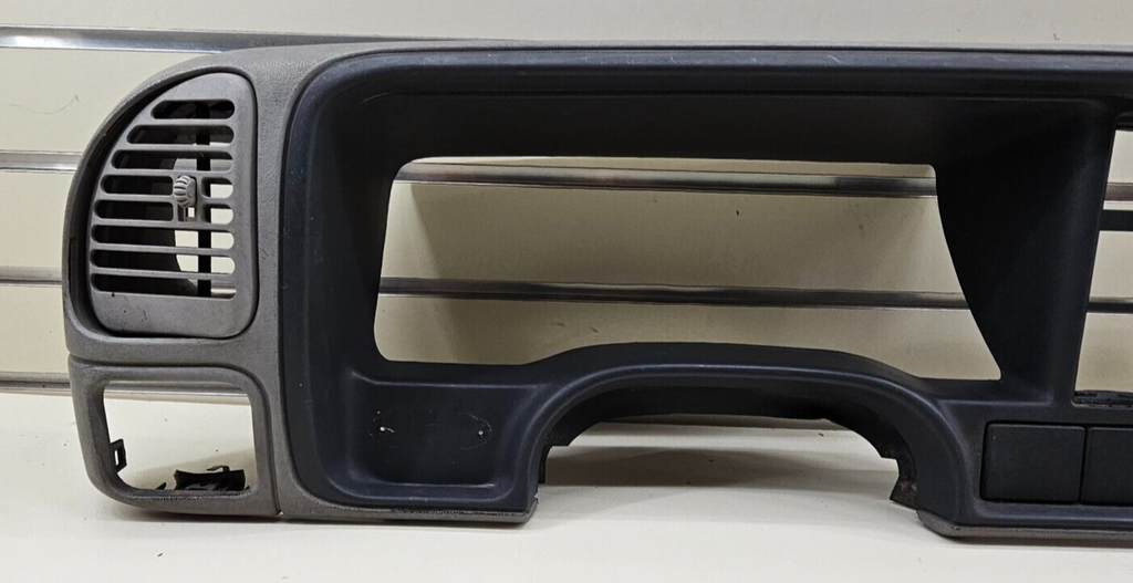 95-99 CHEVY GMC TRUCK CK Instrument Cluster Speedometer Dash Bezel Black/Gray C3