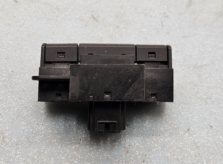 🔥05-10 Chrysler 300 Grand Caravan Hazard Warning Light Control Switch Black OEM