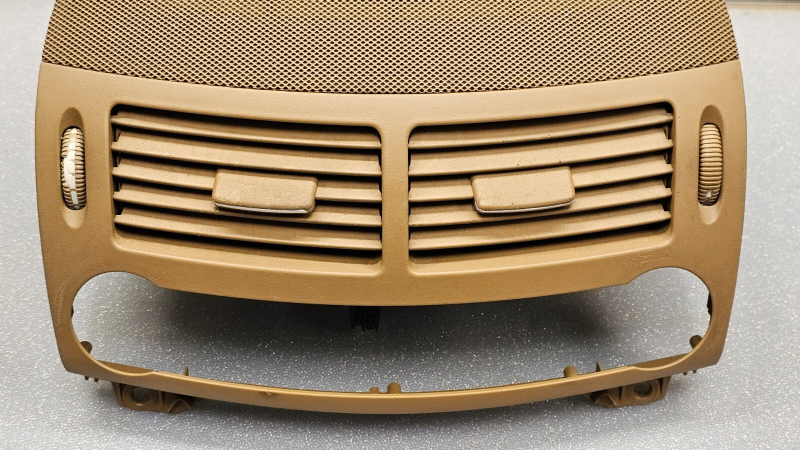 🔥07-09 Mercedes W211 E550 E320 Center Dash AC Heater Air Vent Speaker Cover Tan