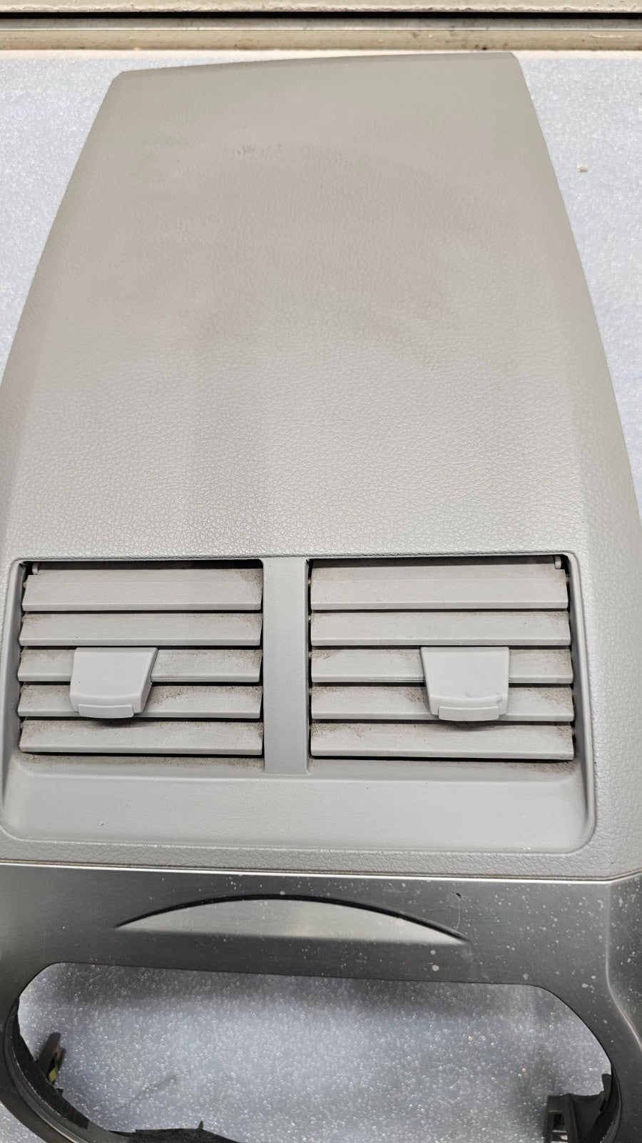 🔥02-04 NISSAN ALTIMA CENTER DASH VENT RADIO STEREO BEZEL TRIM PANEL SILVER/GRAY