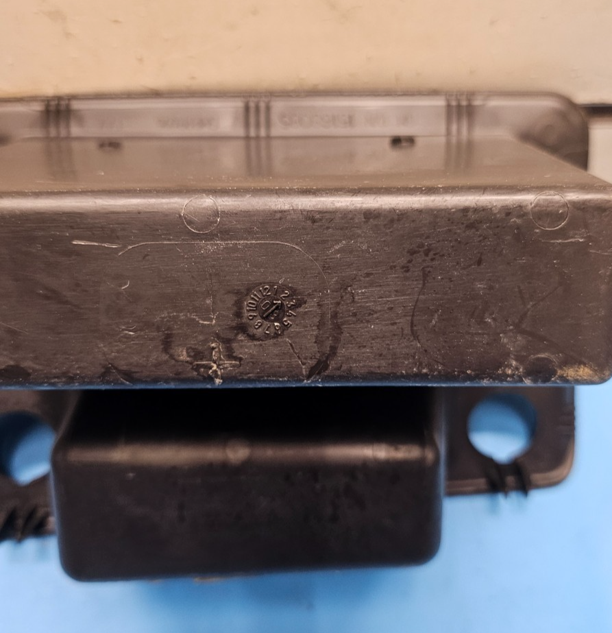 🔥03-06 SILVERADO SIERRA YUKON CENTER CONSOLE STORAGE BEZEL ASH TRAY CUBBY BLACK
