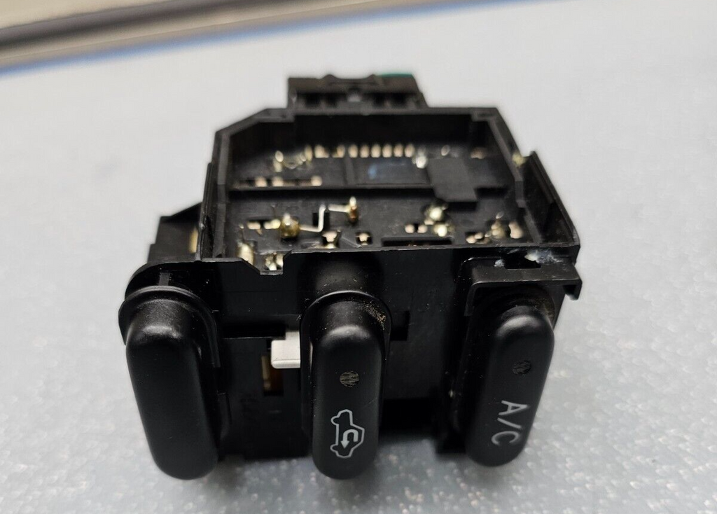 🔥03-08 Toyota Matrix A/c Heater Climate Control Switch Unit OEM BLACK SW3