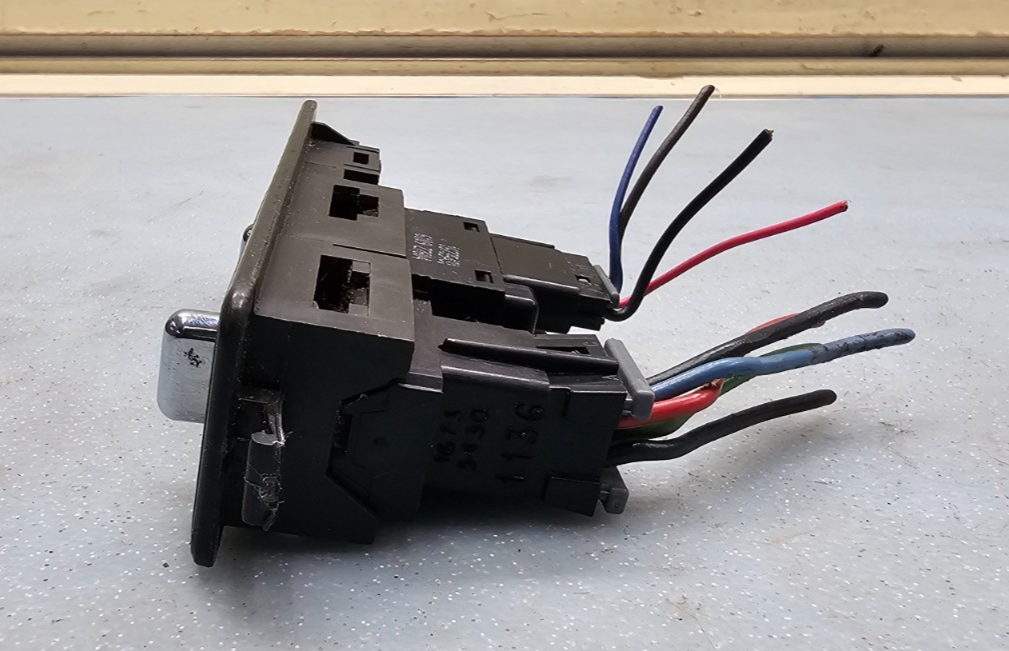 🔥94-99 CADILLAC DEVILLE SEAT RIGHT PASSENGER POWER WINDOW SWITCH BLACK OEM