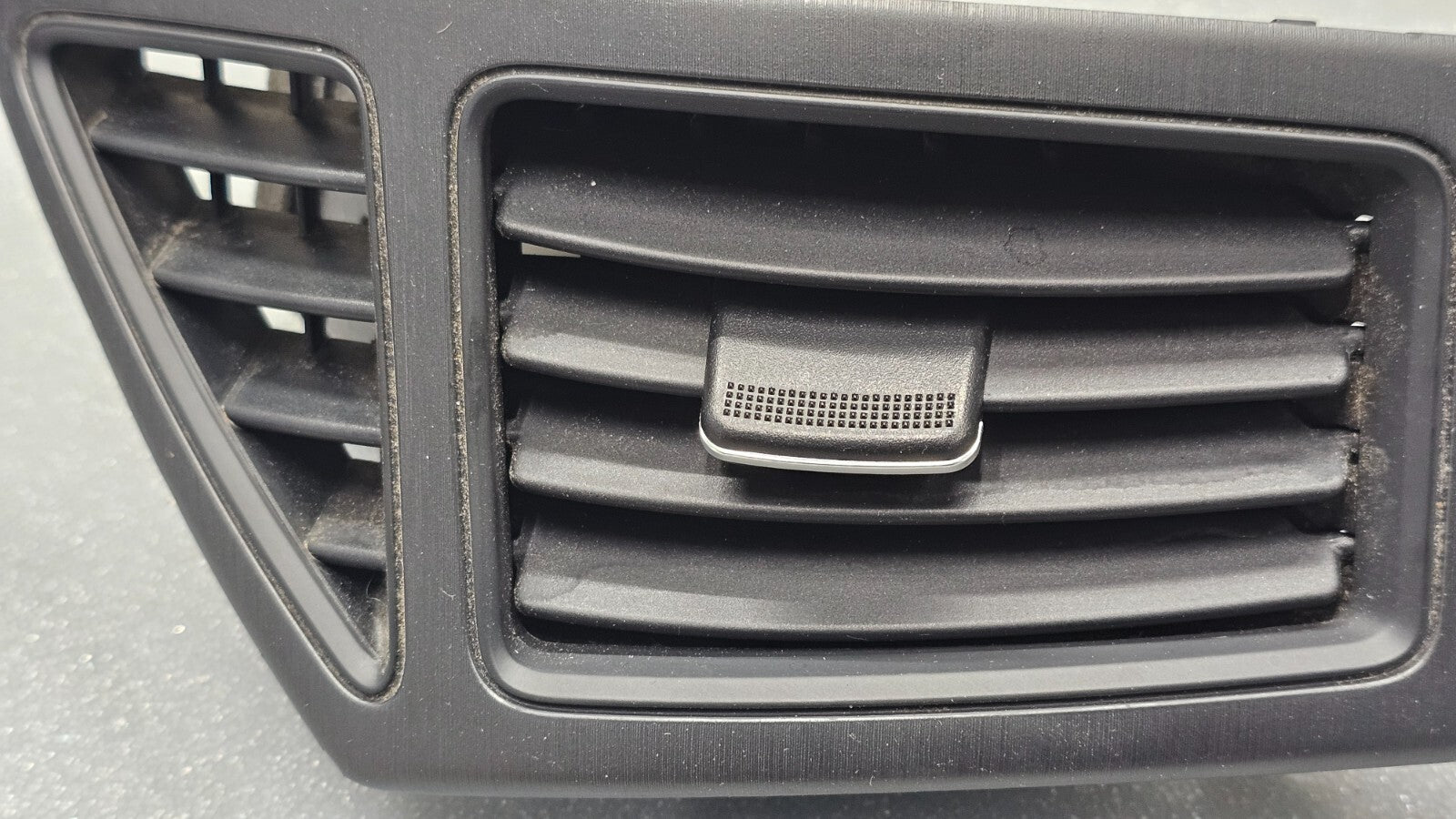 🔥11-14 HYUNDAI SONATA DASH LEFT DRIVER AIR VENT CONDITIONER HEATER BLACK