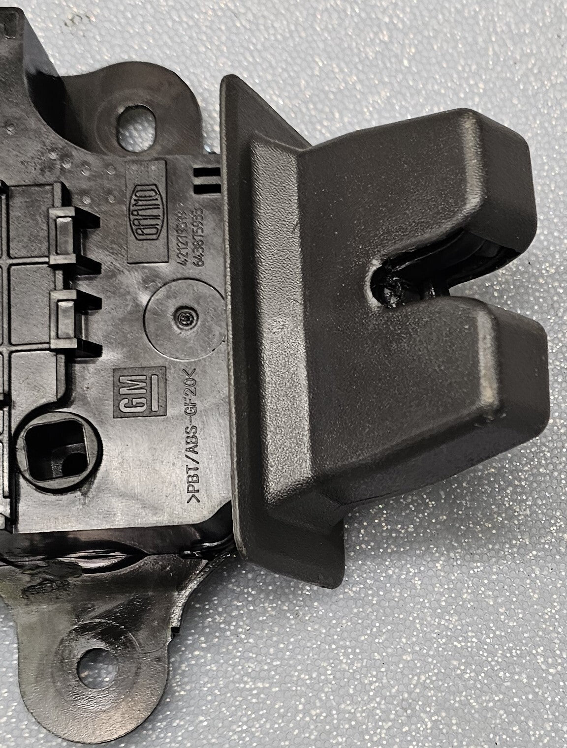 🔥2010-2016 BUICK LACROSSE 2013-2018 CHEVROLET MALIBU TRUNK LATCH ACTUATOR OEM