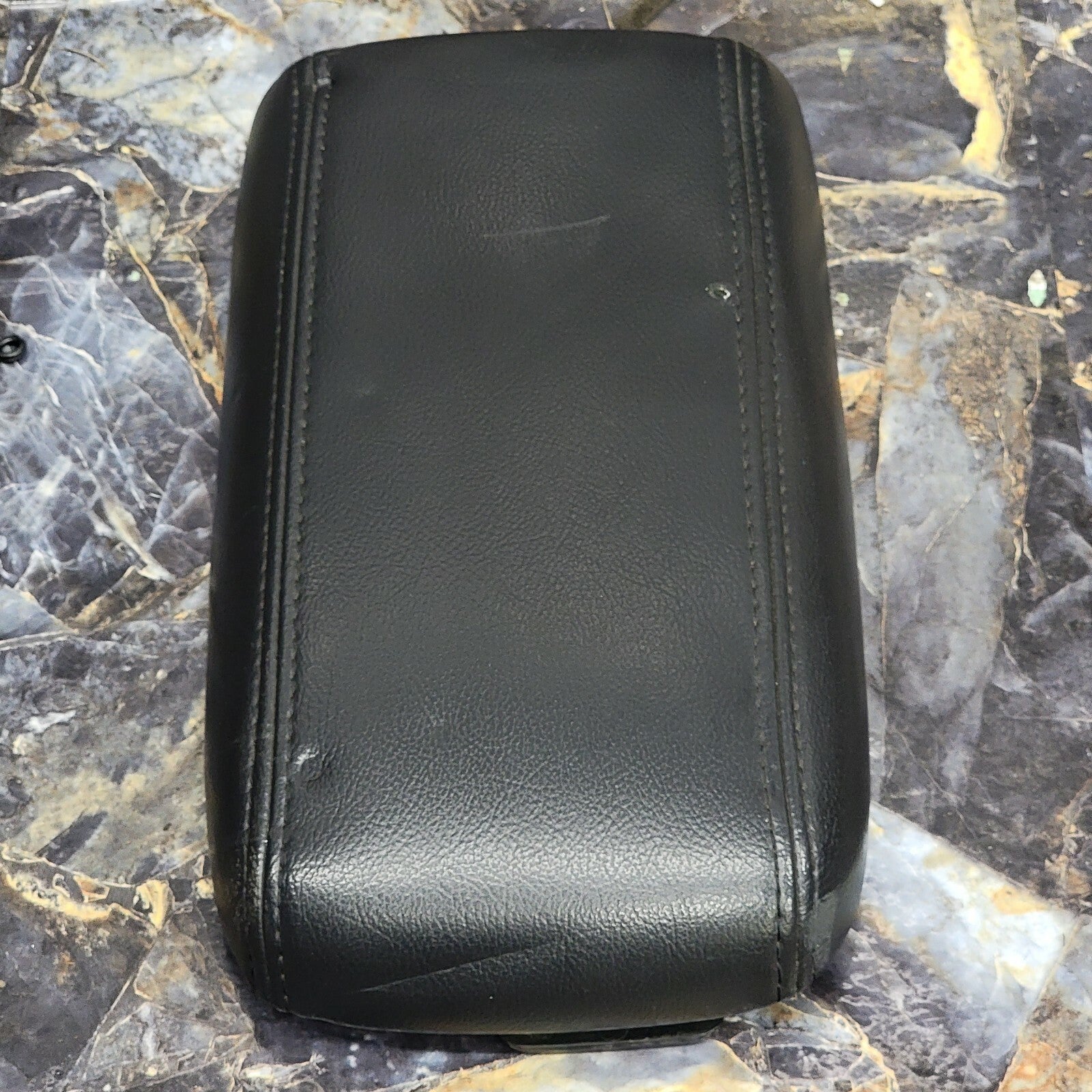 🔥02-09 Chevy Trailblazer GMC ENVOY Center Console Armrest LEATHER Lid BLACK de2