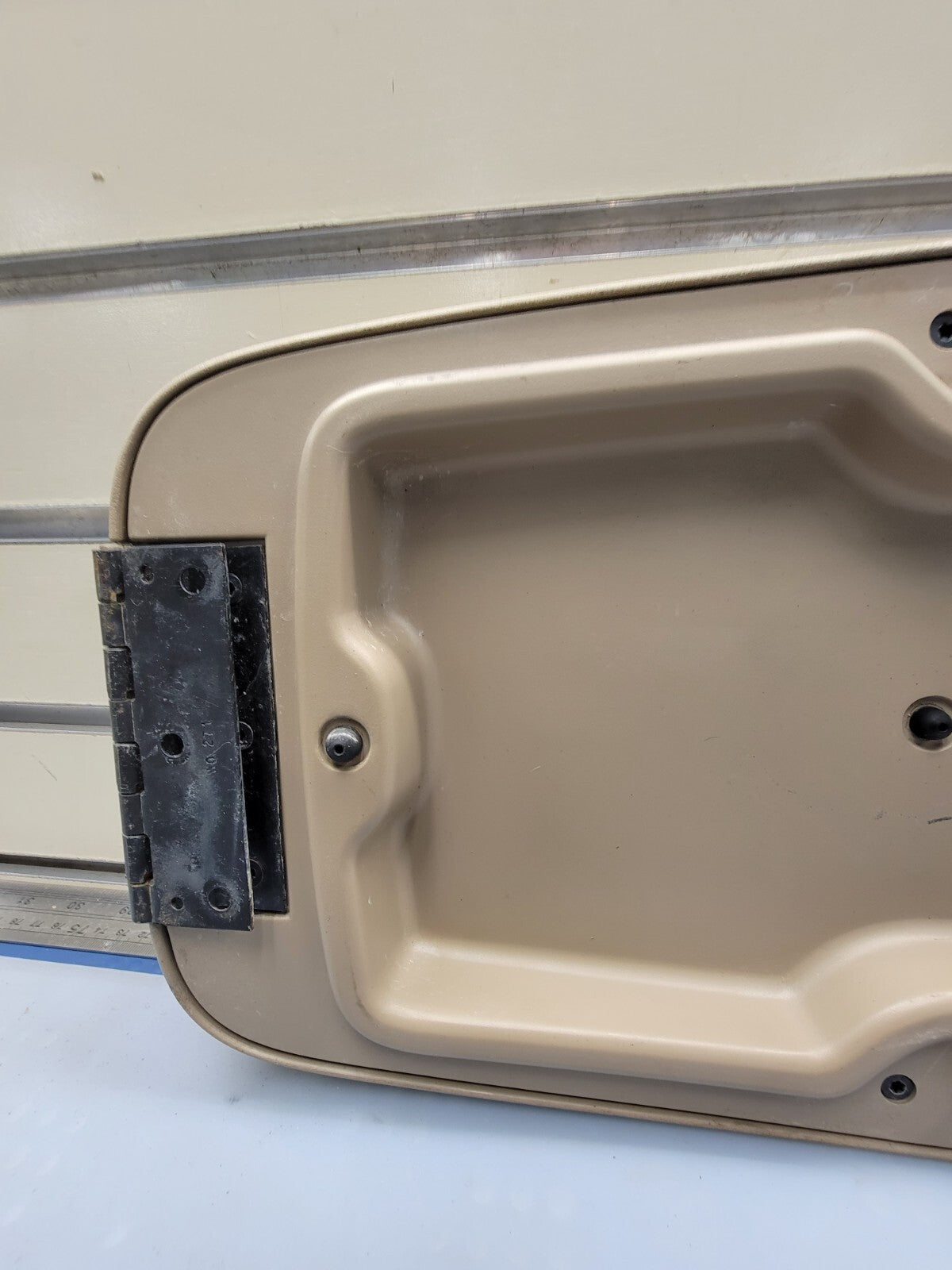 🔥99-07 Ford Excursion F250 F350 Front Center Console Lid TAN OEM