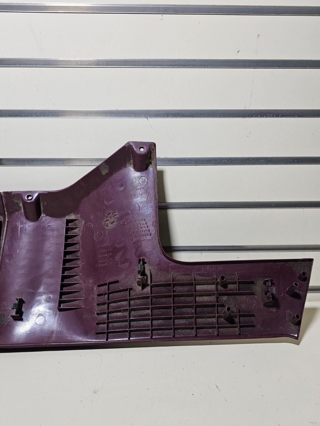 🔥95-99 CHEVY GMC TRUCK CK INSTRUMENT PANEL DASH KNEE BOLSTER PANEL RED OEM
