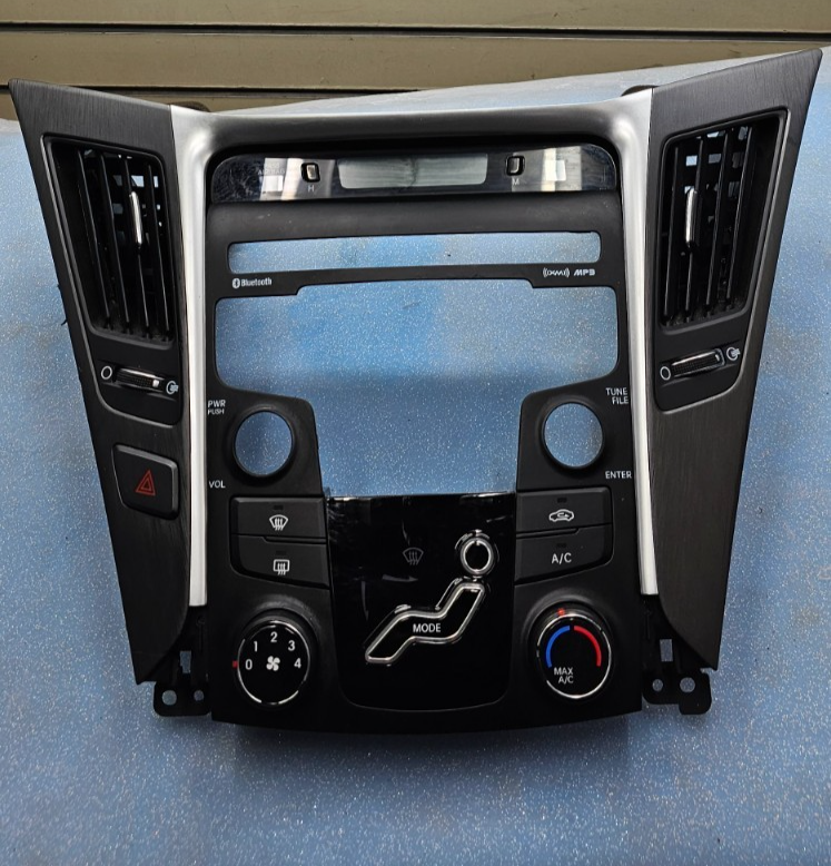 🔥11-14 HYUNDAI SONATA DASH AC CONTROL AM FM RADIO STEREO TRIM BEZEL BLACK 