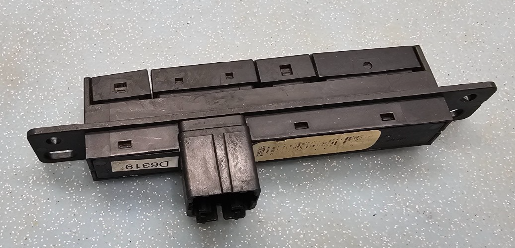 🔥06-08 DODGE MAGNUM CHARGER HAZARD EMERGENCY FLASHER LIGHT SWITCH ASSEMBLY OEM