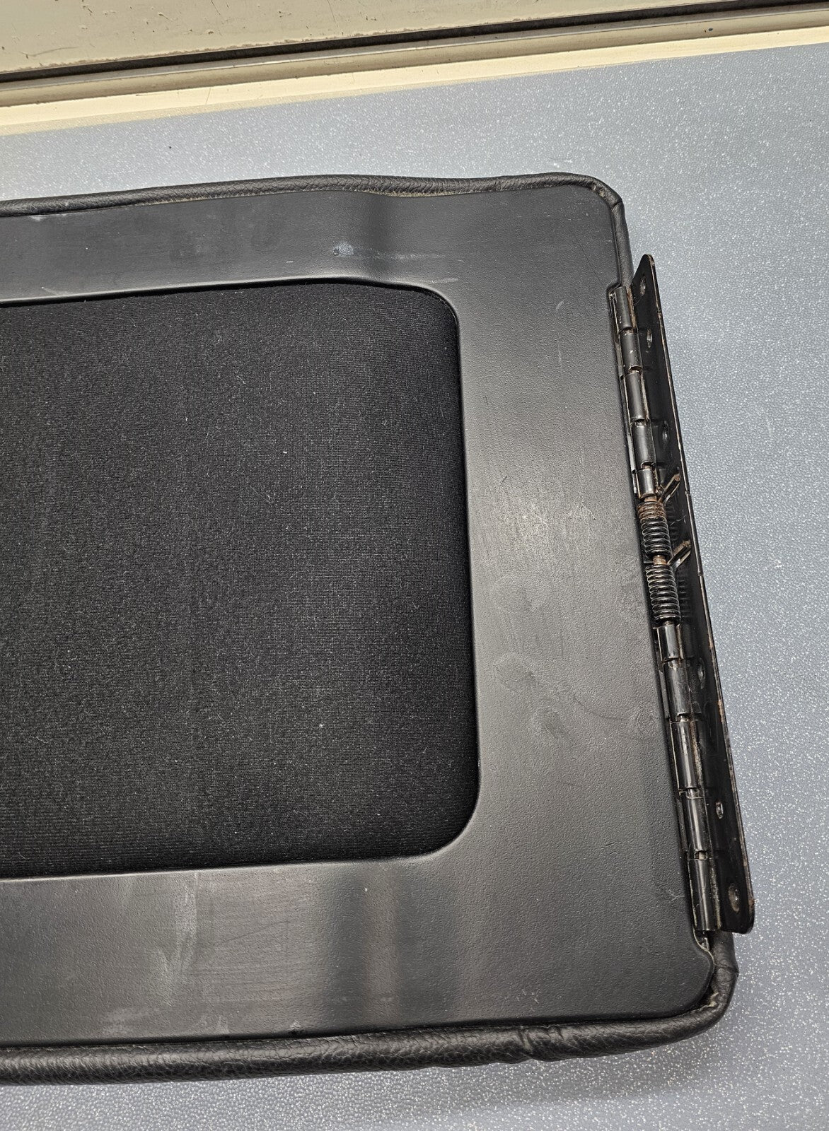 🔥02-08 Dodge RAM Center Console Jump Seat ARMREST Cover Lid Leather BLACK JS7