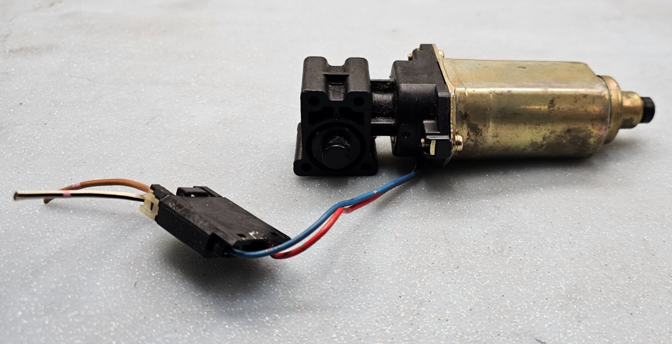 🔥00-06 Nissan Pathfinder 01-08 Maxima Driver Seat Forward Back Adjustment Motor