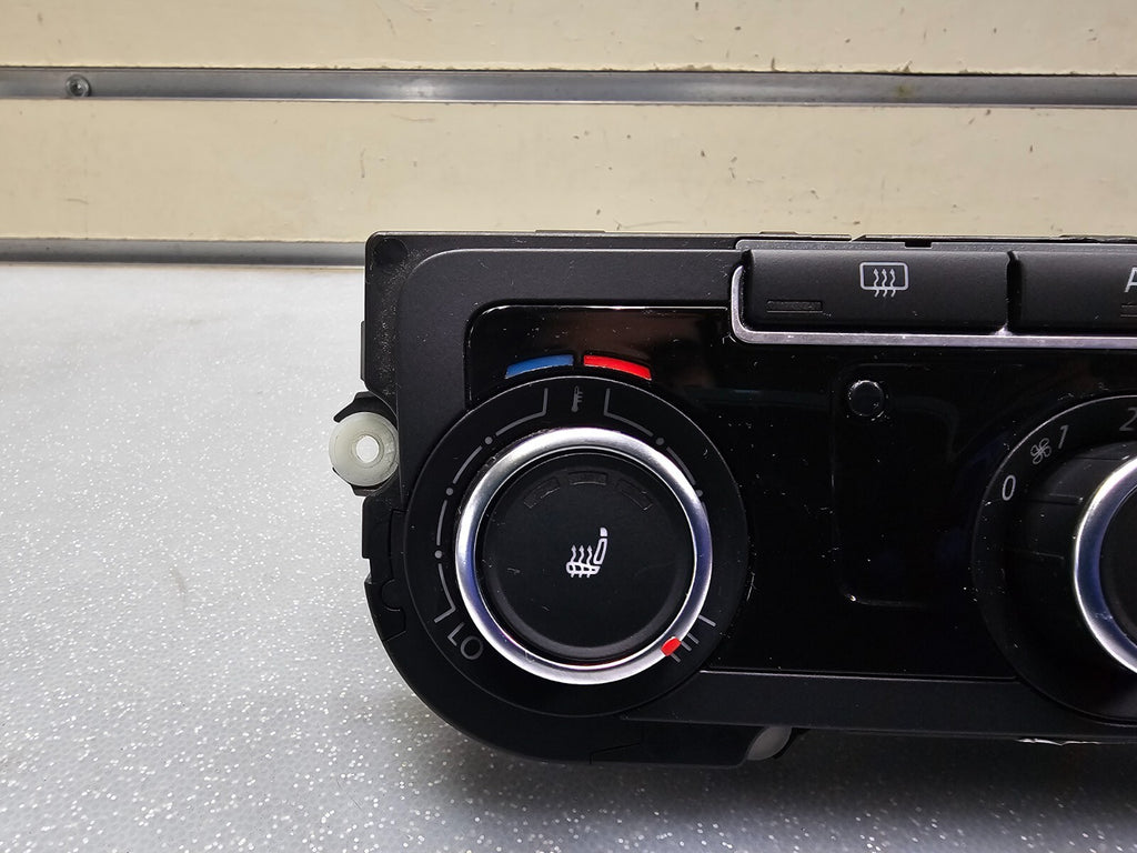 10-14 Volkswagen GOLF Dash AC Heater Temperature Climate Control Air Conditioner