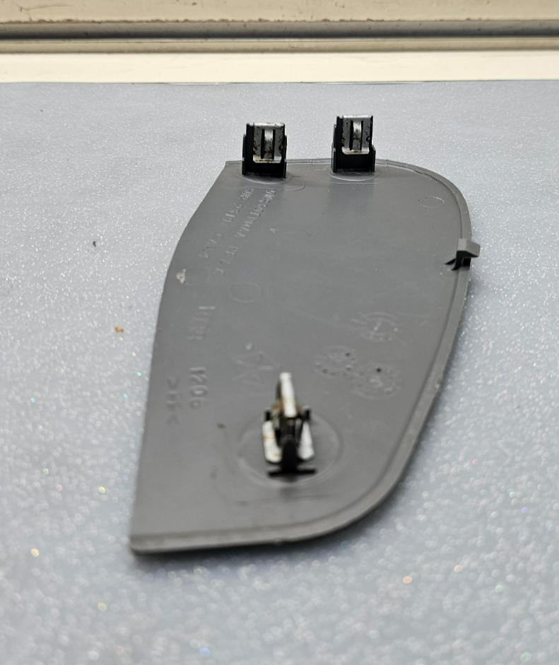 🔥05-07 CHRYSLER TOWN & COUNTRY 3.3L DASHBOARD FRONT RIGHT COVER TRIM  GRAY