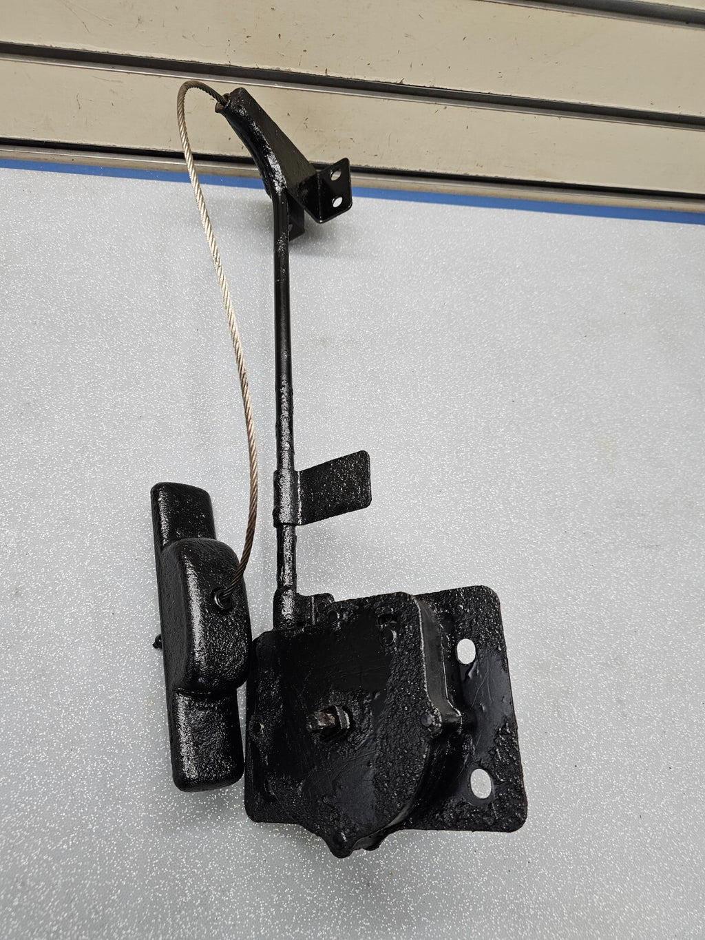 06-14 Kia Sedona LX EX 07-08 Entourage OEM Spare Tire Hoist Wheel Carrier Winch