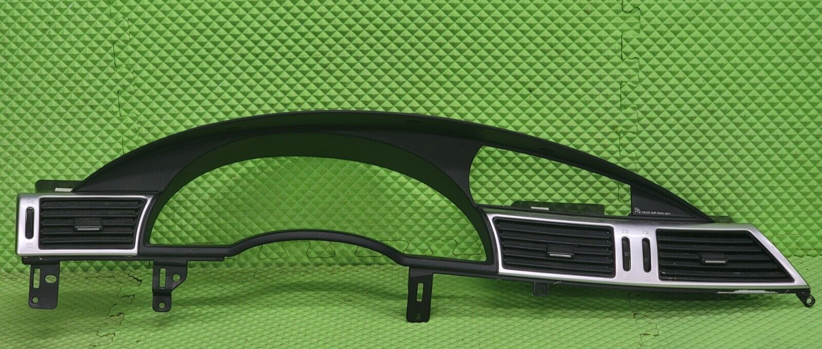 🔥2004-2007 Chrysler Pacifica Instrument Panel Cluster Dash Bezel  black