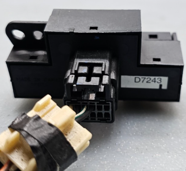 🔥05-10 Chrysler 300 Grand Caravan Hazard Warning Light Control Switch Black OEM