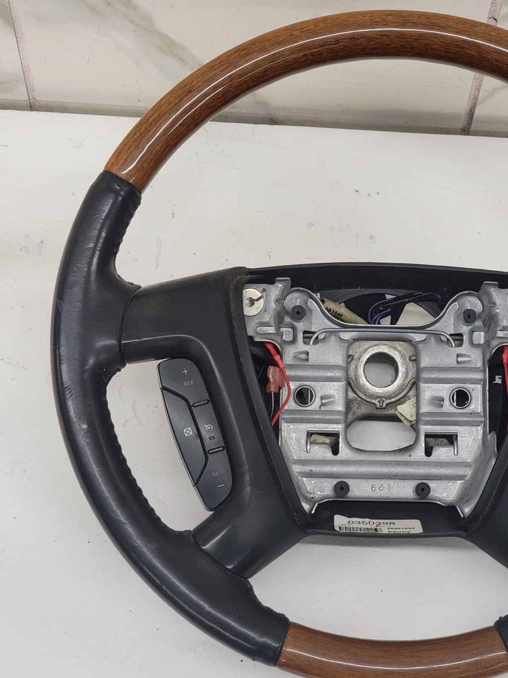 🔥2009 - 2012 Buick Enclave Woodgrain Black Leather Power Steering Wheel