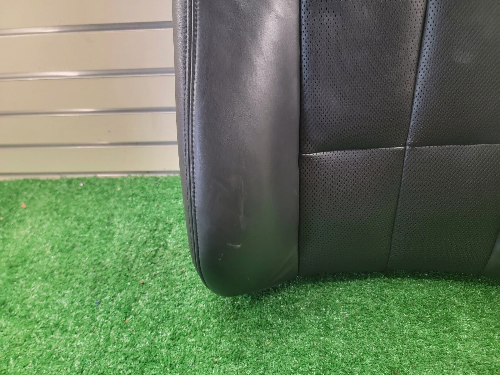 07-14 Lincoln Navigator Front Left Driver Bottom Leather Seat Cover Black