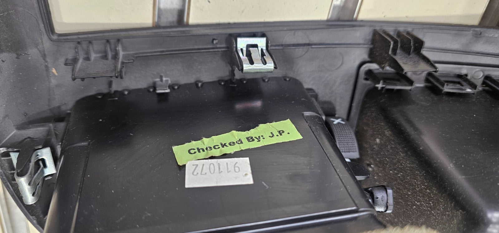🔥07-14 Silverado SIERRA Center Dash Radio Bezel AC Climate Trim 2 Vent BLACK B6