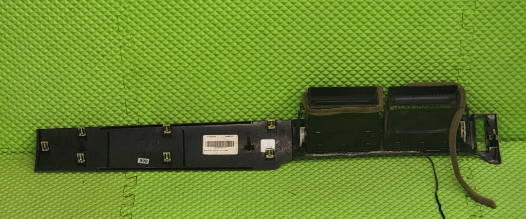 07-14 Yukon Tahoe Suburban Burl Front Dash Belt Trim A/C Vents F201 Silver