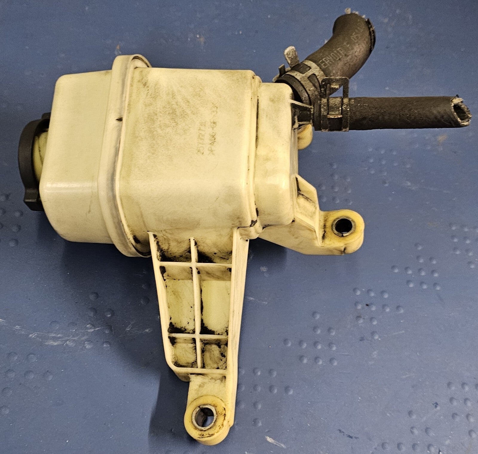 🔥2004-2007 CADILLAC CTS POWER STEERING RESERVOIR TANK BOTTLE OEM