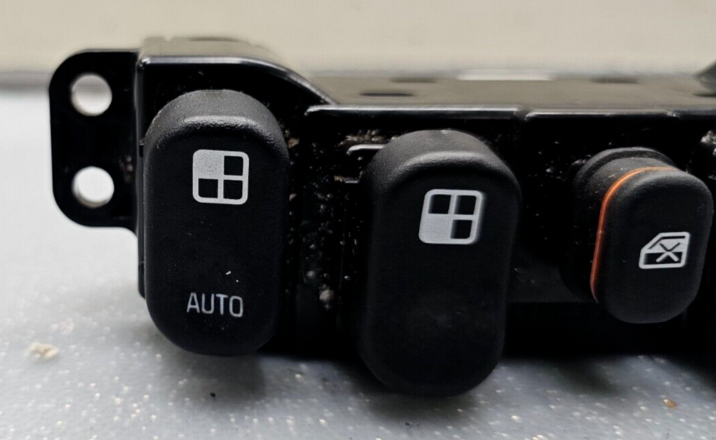 🔥05-08 Chevy Equinox HHR Left Driver Master Power Window Switch Assembly OEM