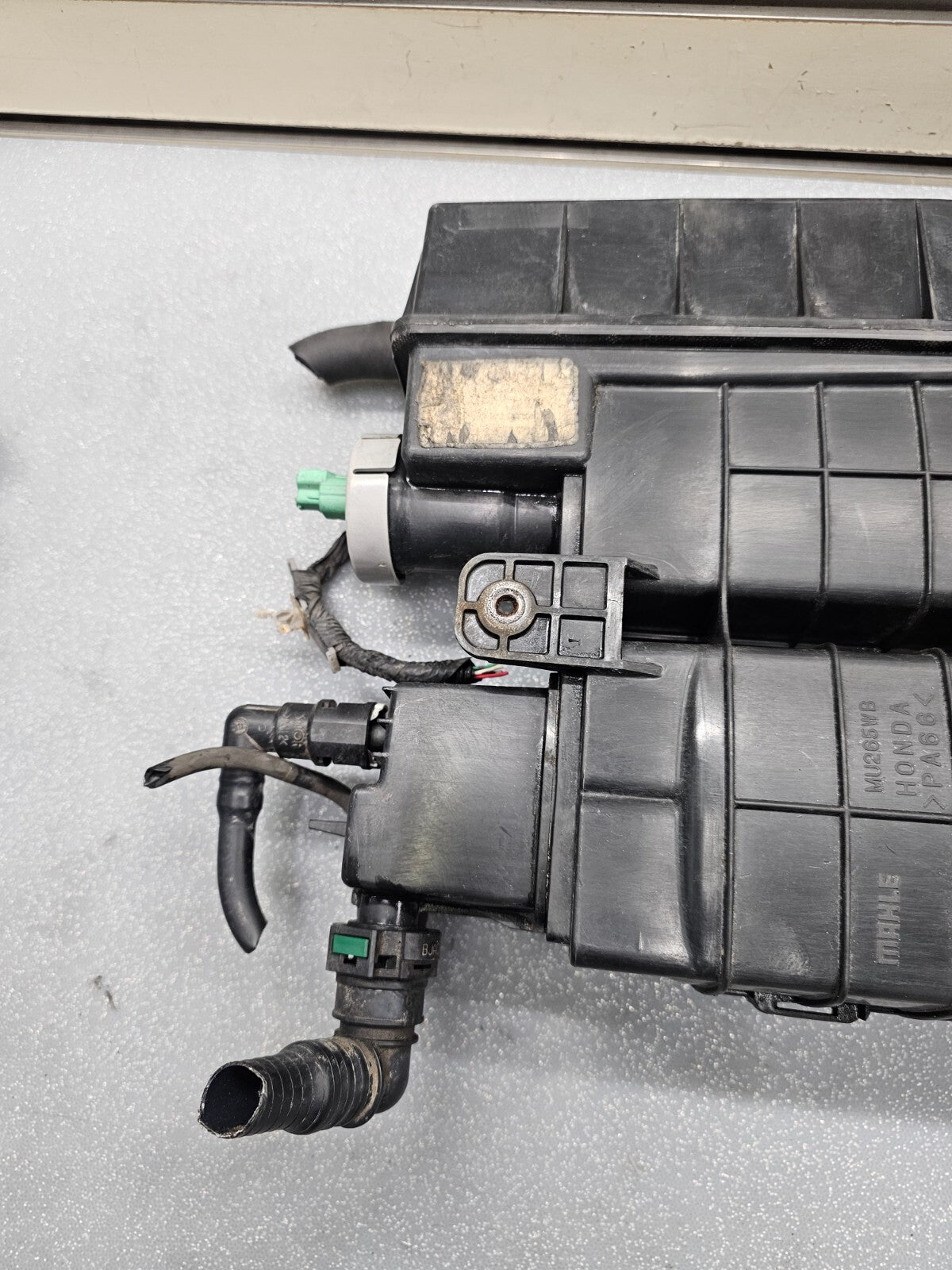 🔥08-12 Honda Accord Canister Fuel Gas Evap Charcoal Engine Vapor Emission Tank