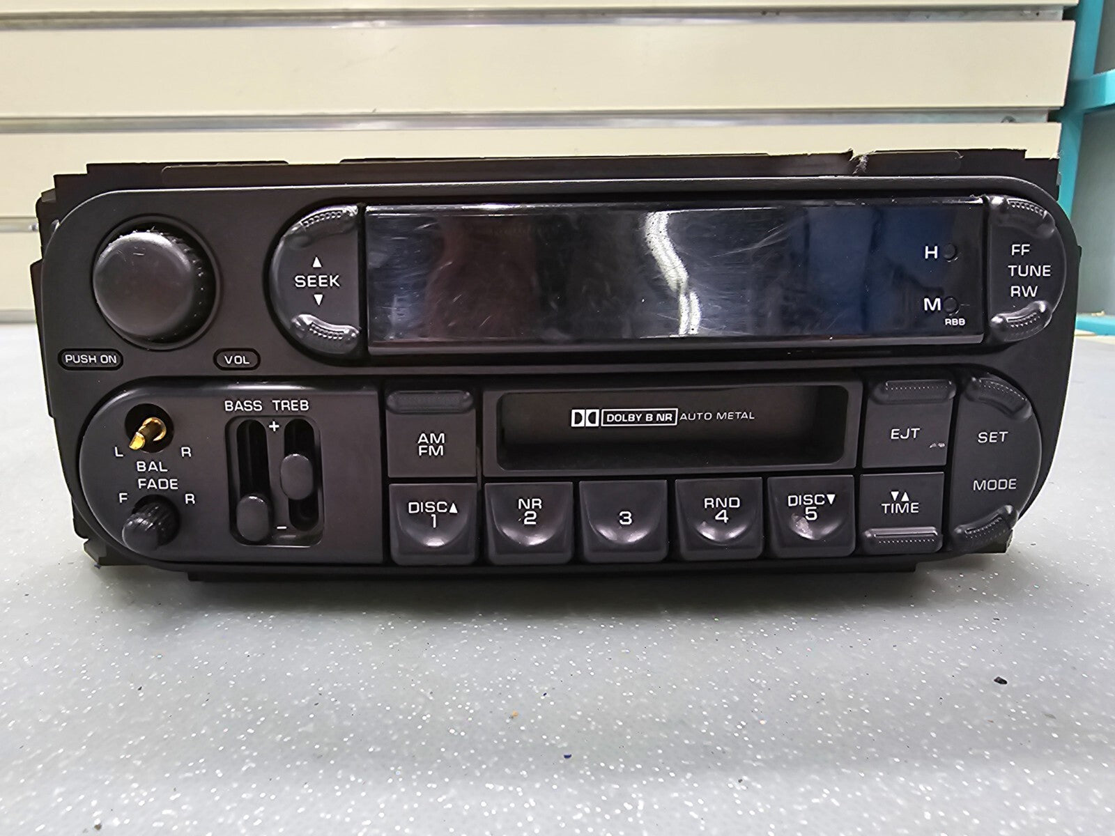 🔥02-07 Dodge Caravan Jeep Chrysler Raz Radio CD Player & Cassette Tape AM FM