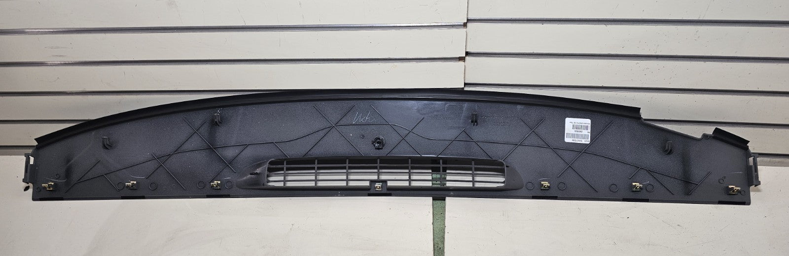 07-13Chevy SILVERADO GMC SIERRA Windshield DEFROSTER Dash Center Panel Cowl GRAY