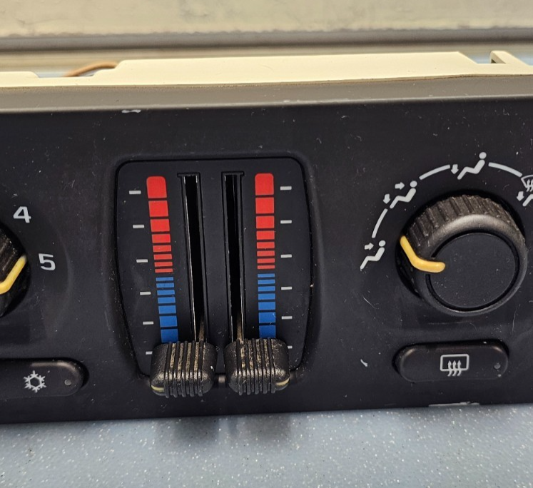 🔥03-09 Silverado SIERRA TRAILBLAZER DASH Heater A/C Climate Control DIGITAL