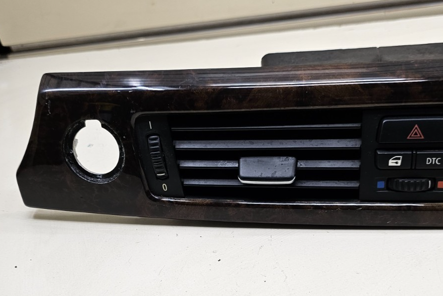 06-13 BMW E90 E92 FRONT RIGHT PASSENGER DASH TRIM PANEL VENT WALNUT WOODGRAIN
