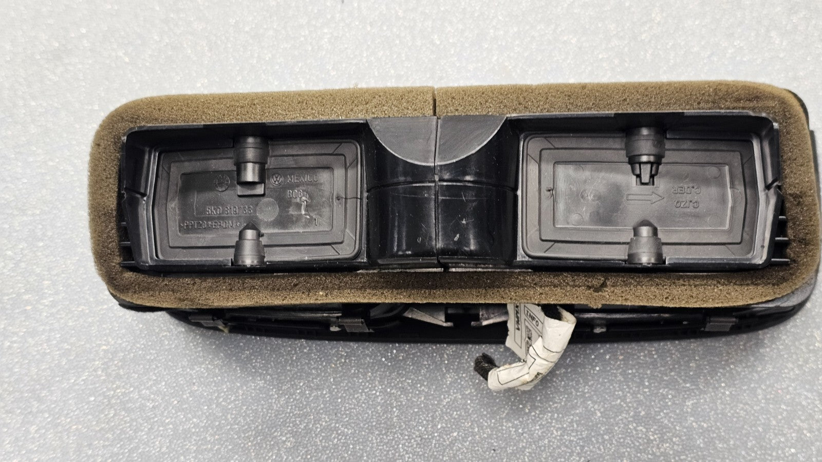 🔥10-14 Volkswagen Golf Front Center Dash AC Air Vent Heater Conditioning Black