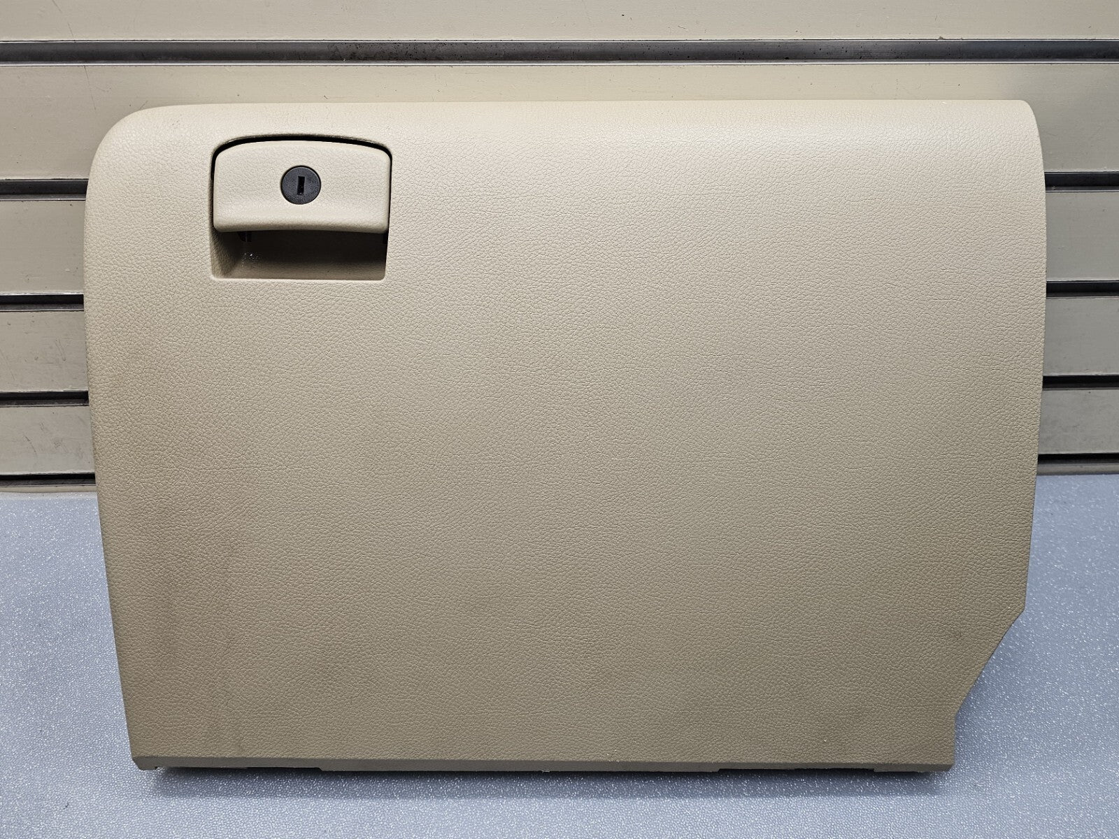 🔥07-12 Nissan ALTIMA Dash GLOVE BOX Storage Compartment Door Assembly TAN G30