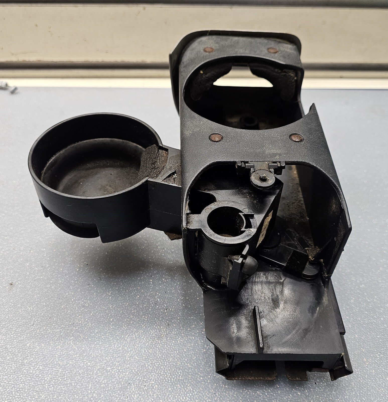 🔥95-99 CHEVROLET GMC TRUCK SILVERADO C/K Dash Cup Holder Drink Holder GRAY CH1