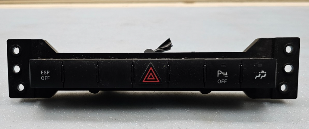 🔥08-10 JEEP COMMANDER HAZARD EMERGENCY FLASHER ESP CONTROL SWITCH ASSEMBLY OEM