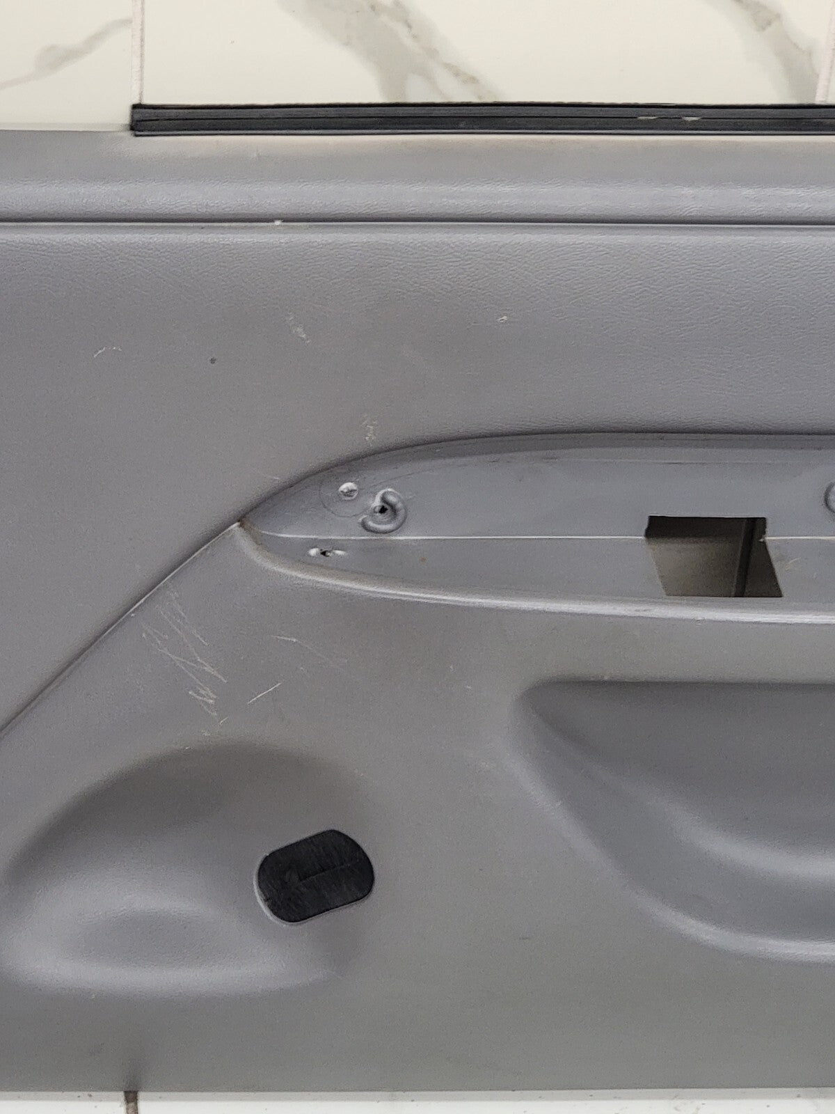 92-96 Ford F150 F250 BRONCO Door Panel Front RIGHT Passen 1/2 manual GRAY D18