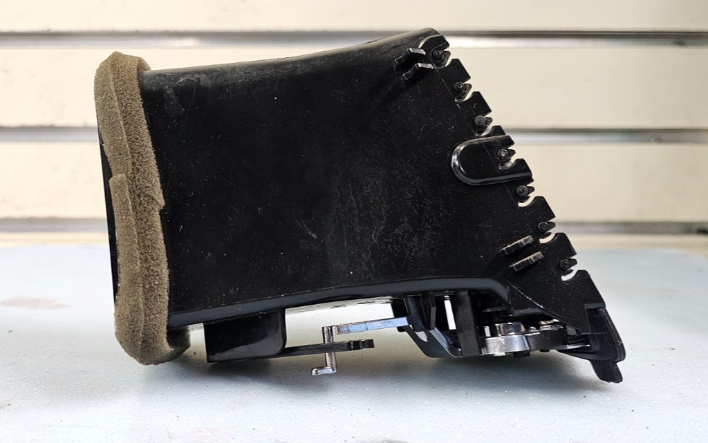 🔥11-23 DODGE CHARGER CENTER DASH RIGHT PASSENGER OUTER AC A/C AIR VENT HEATER