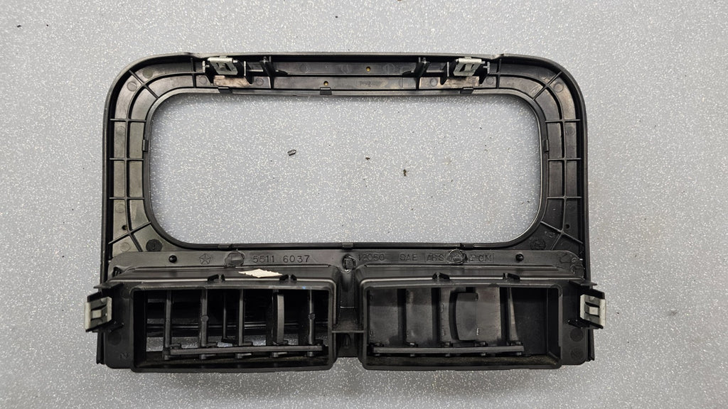 🔥99-04 Grand Cherokee Center Dash RADIO Bezel A/C Air Vent Trim Panel Black