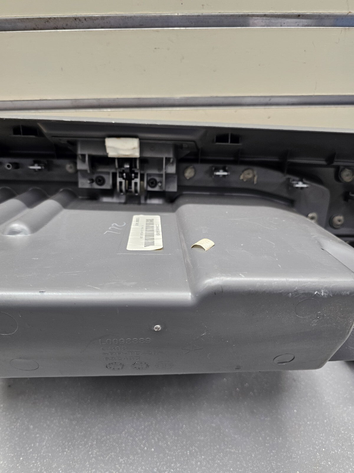 🔥08-10 Chrysler Town Country Upper Glove Box Dash Storage Compartmen Gray OEM