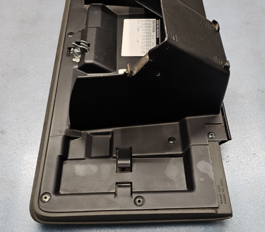 🔥99-06 SILVERADO SIERRA Dash GLOVE BOX Storage Compartment Assembly Black G3