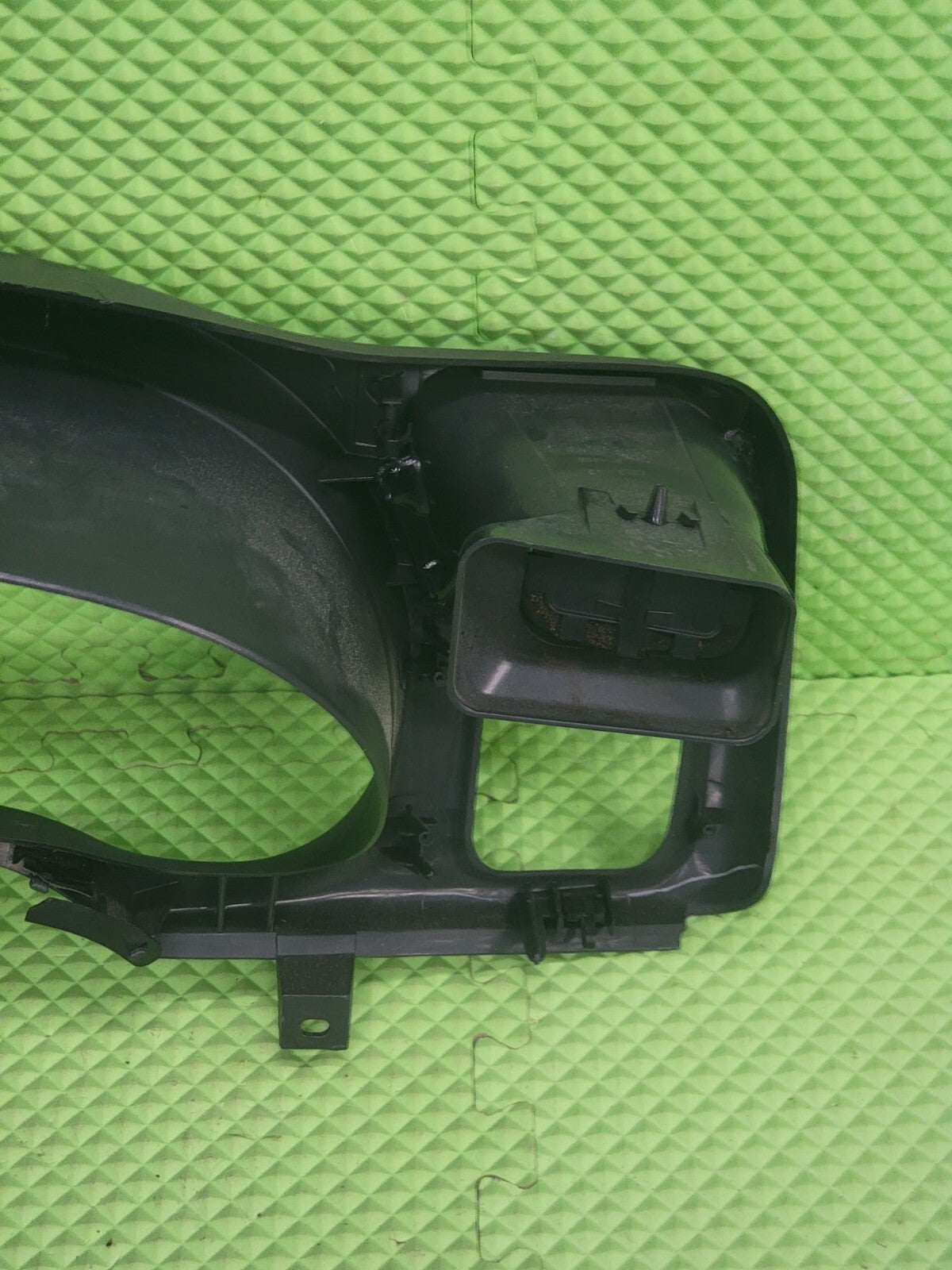 98-04 BLAZER S10 JIMMY SONOMA Cluster Dash Radio Bezel GRAPHITE C8