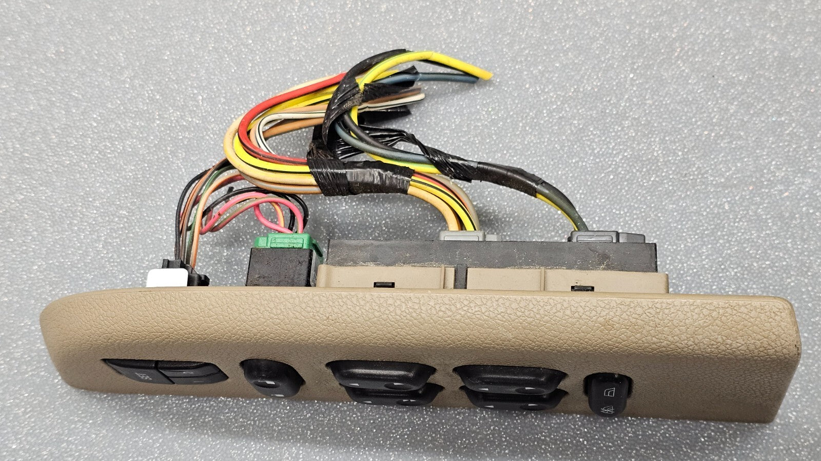 03-06 Ford Expedition Left Driver Master Door Window Control Switch Assembly Tan