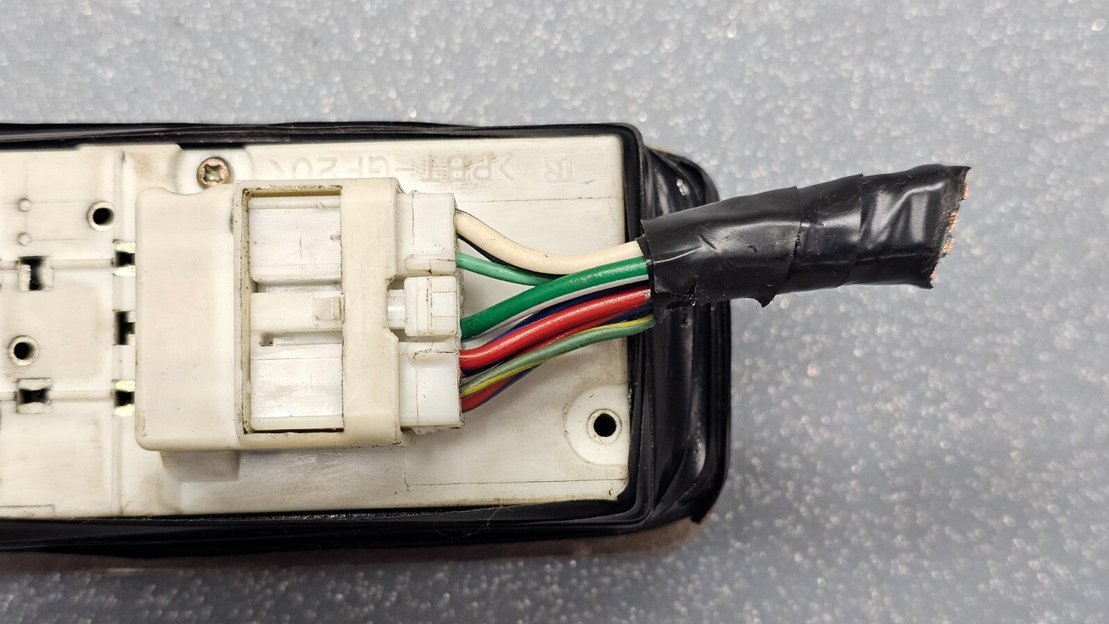 98-03 Sienna Solara 00-06 Tundra Power Driver Master Window Switch Assembly Tan