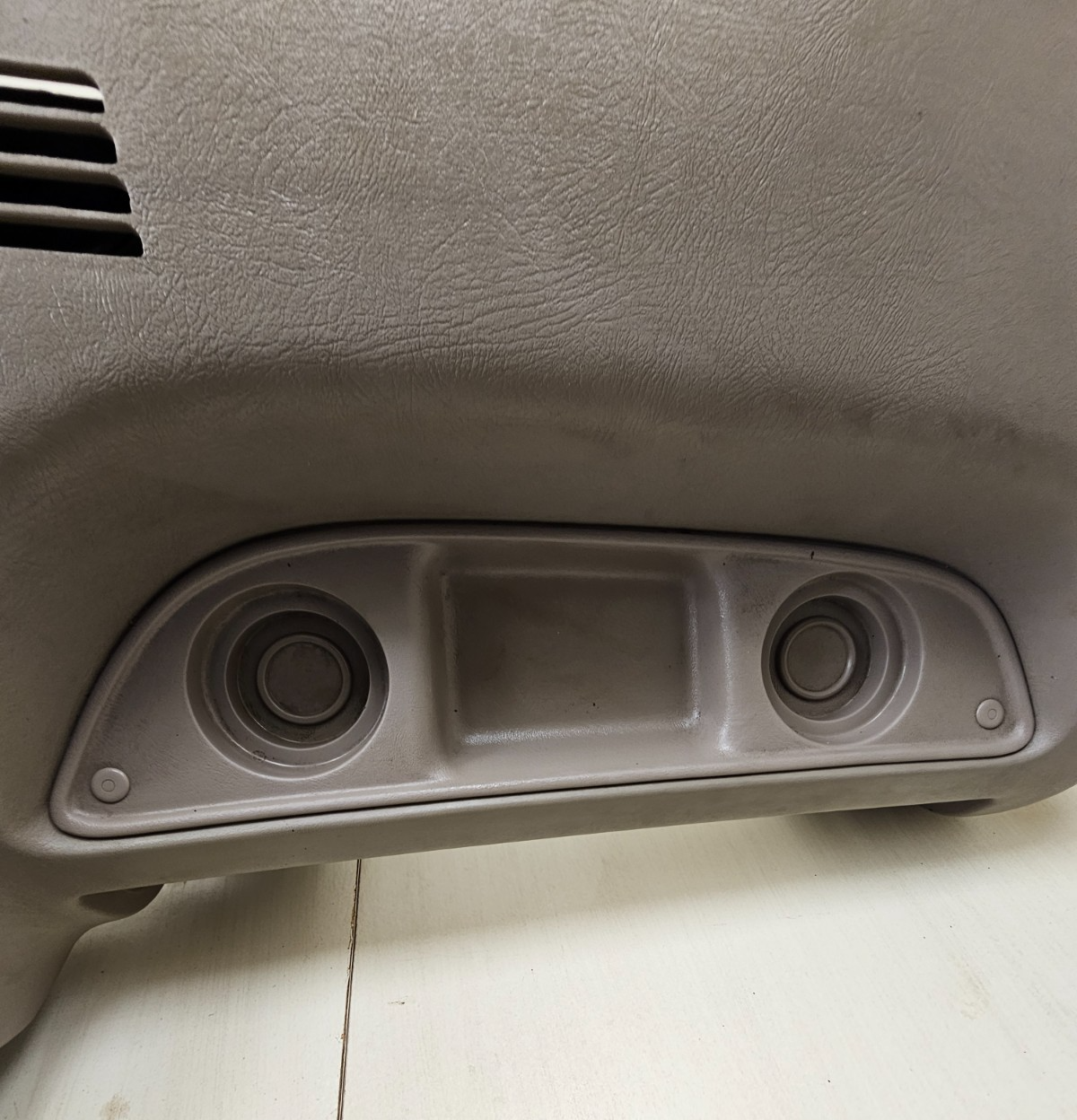 🔥95-99 CHEVY GMC SILVERADO C/K Dashboard DASH CORE Frame Mount UP Box Tan DB2