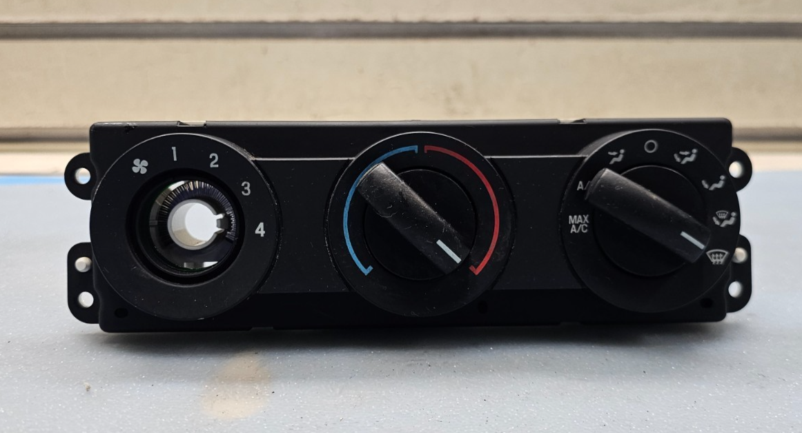 🔥05-07 Ford F250 F350 Dash AC Heater Temperature Climate Control Conditioning