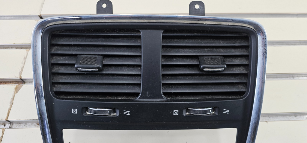🔥12-20 DODGE CARAVAN RADIO BEZEL CLIMATE CONTROL HVAC DASH TRIM AIR VENT OEM