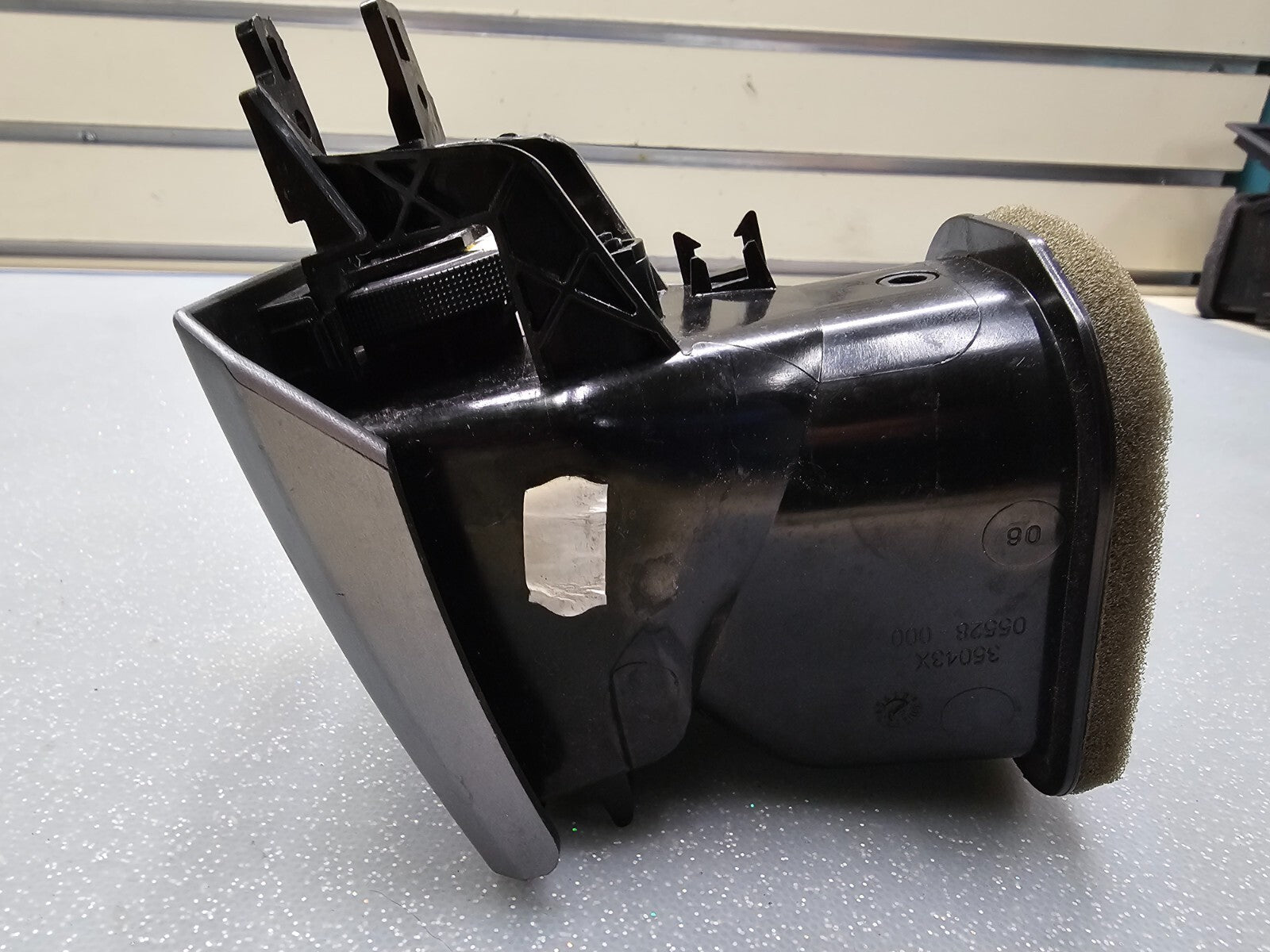 🔥06-09 Range Rover Sport HSE Front Right  Center Dashboard Air Vent OEM GRAY